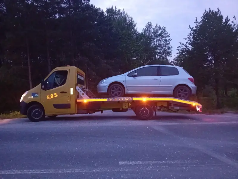 SOS autómentő